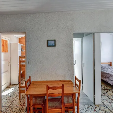 Gite Le Chene Vert In A Holiday Park With Pool Tatil Evi